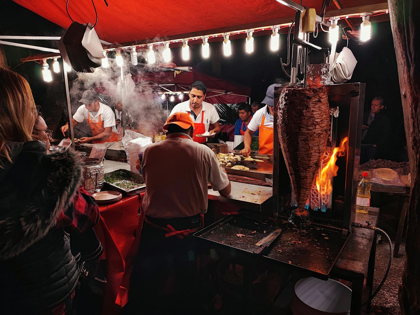 Mexico City tacos al pastor stand